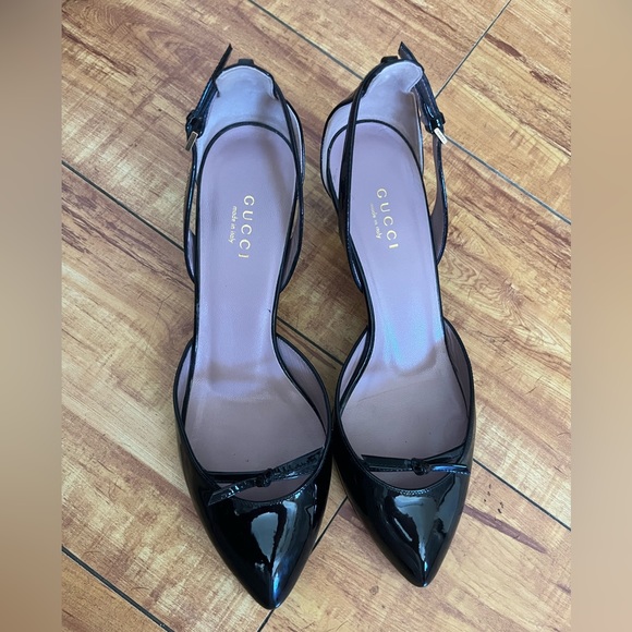 Gucci Kitten Heals